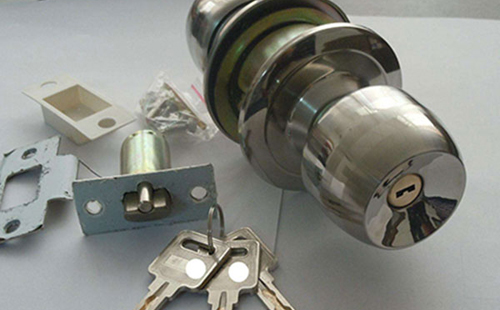 东方24小时上门开锁公司