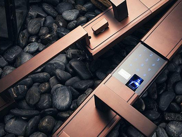 东方24小时上门开锁公司