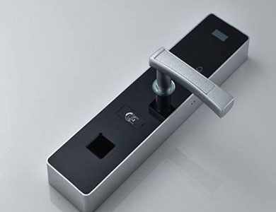 东方24小时上门开锁公司